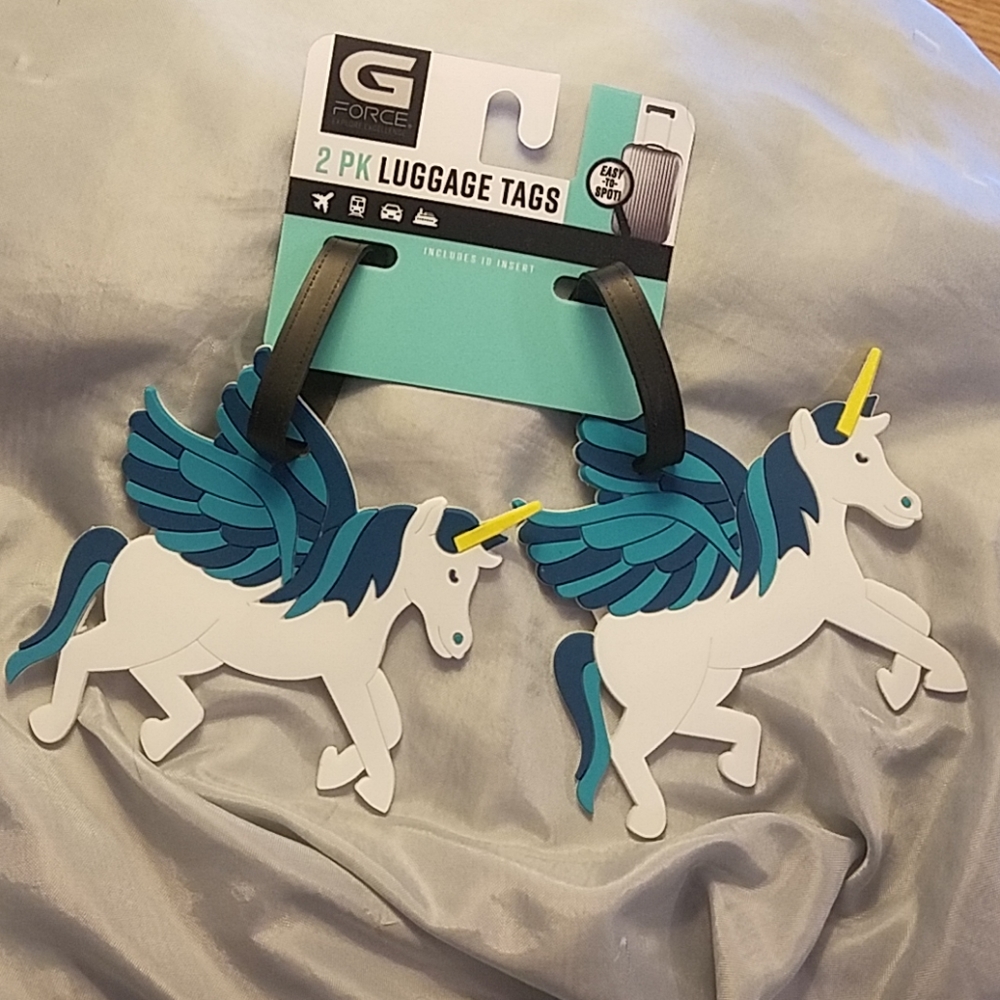 Unicorn winged luggage tag 2 PC set NWT